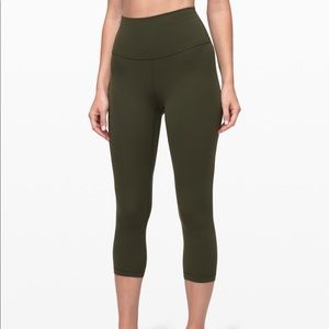 NEW lululemon 21in crop olive green align leggings